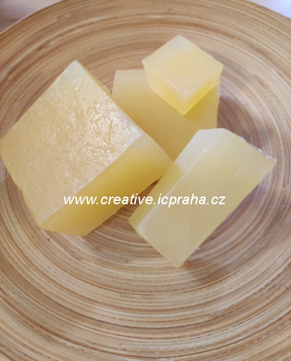 mýdlová hmota Crystal CCA Mrkev-okurka-Aloe Vera